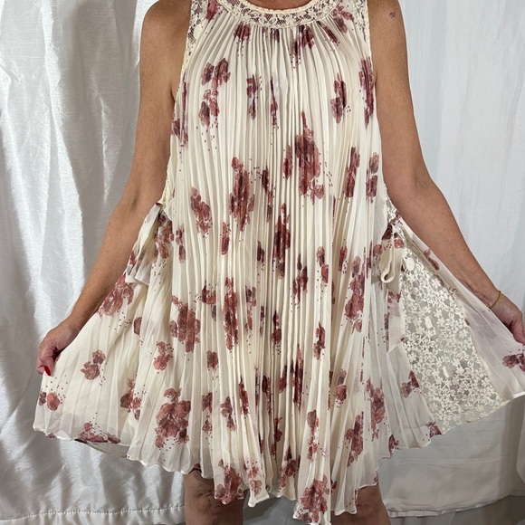 Free People Cream and Pink Floral Mini Dress - Picture 1 of 9